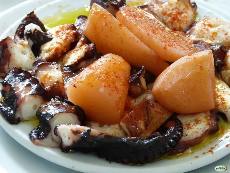 pulpo con cachelos