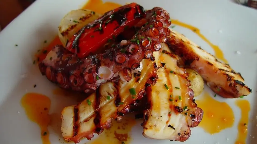 Todo lo que debes saber sobre el pulpo a la parrilla con chimichurri. Foto: Flickr.