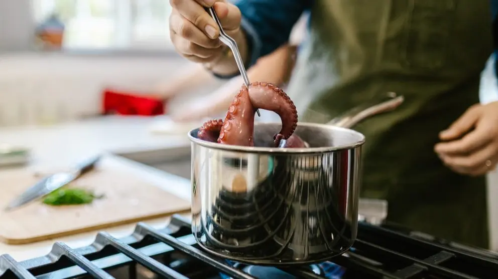 Cómo cocer pulpo congelado: paso a paso y trucos. Foto: pexels.