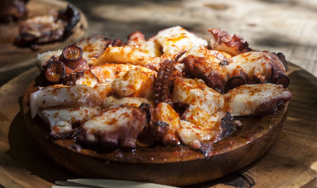 Pulpo gallego: ¿Cuál es el origen del nombre «Pulpo á feira»?